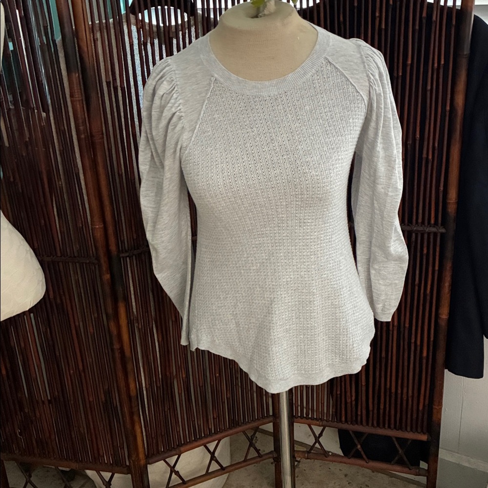 Cotton by Autumn Cashmere. Puff sleeves 30” from shoulder to end. Size XS # 81